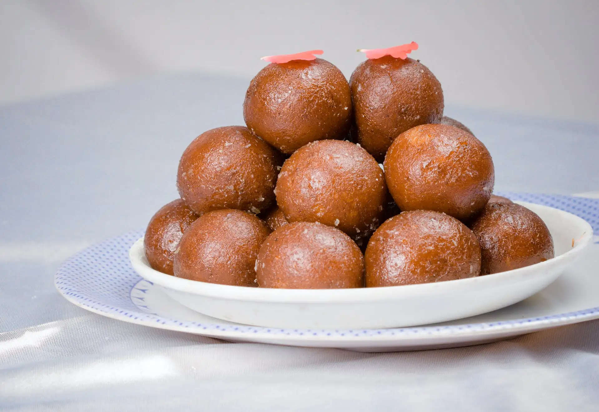 Gulab Jamun, Burfi, Kaju Katli: 6 Most Popular Sweets To Eat During Diwali