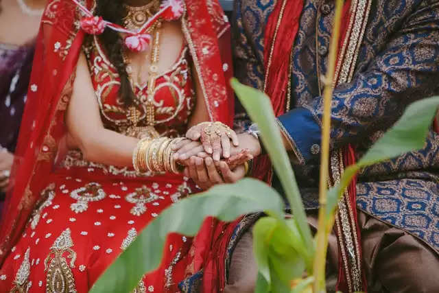 दुल्हन प्रेमी के साथ हुई फरार, मुख्यमंत्री विवाह योजना में लिए थे फेरे, 15 फरवरी को धूमधाम से होनी थी शादी