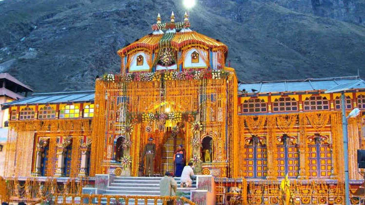 Uttarakhand के ये ऐसे 5 मंदिर जहां भारत से ही नहीं दुनिया से आते है भक्त