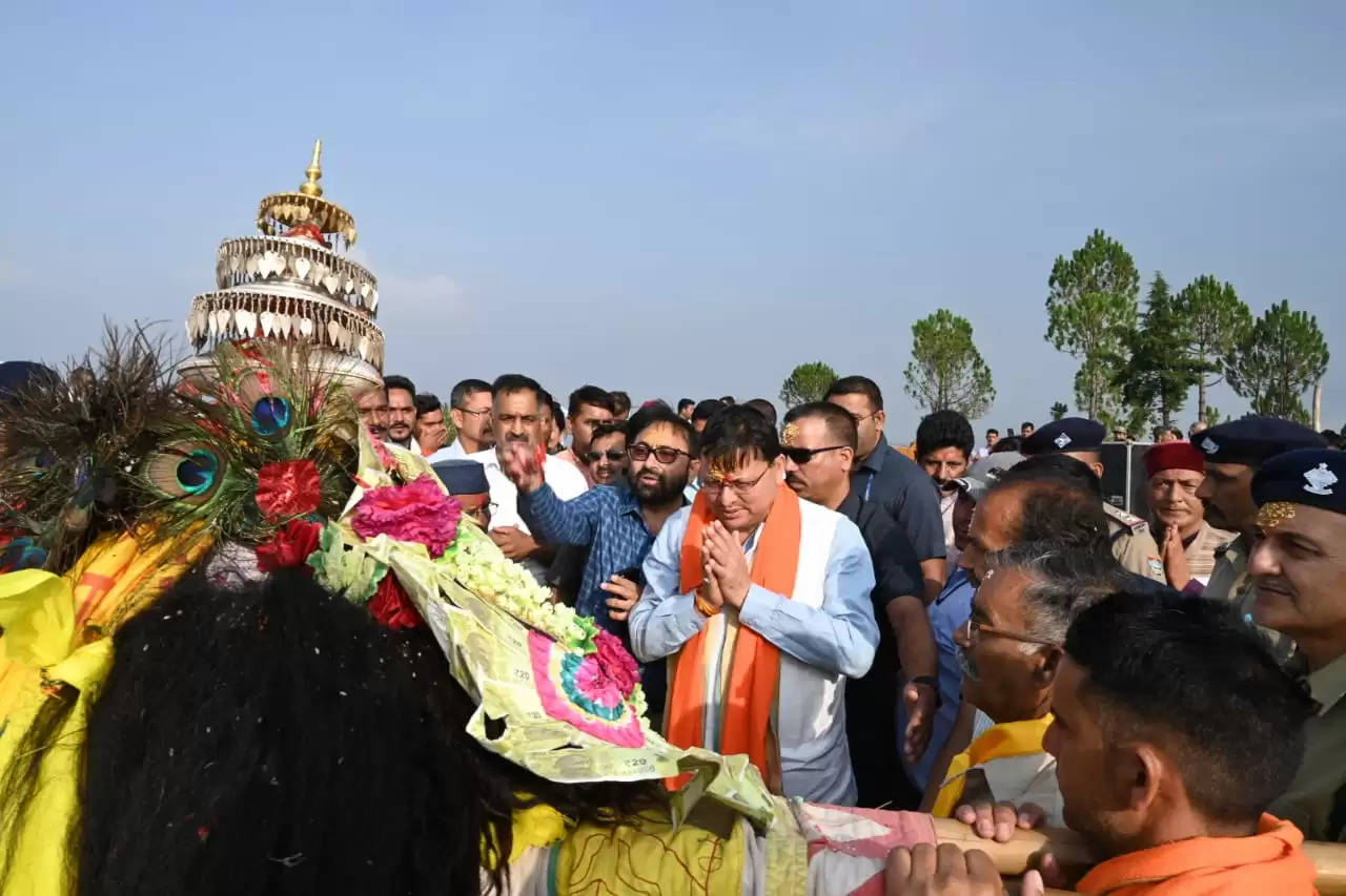 CM धामी ने गंगा दशहरा के अवसर पर भगवान कांगुडा नागराजा डोली यात्रा में किया प्रतिभाग