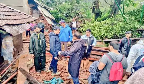 Raigad: Death toll rises to 10, with several injured in landslide