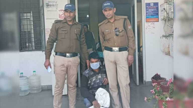 देहरादून में बंद दुकान से चोरी का सनसनीखेज खुलासा, आरोपी गिरफ्तार