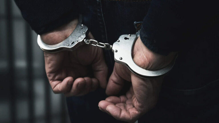 देहरादून में बड़ा खुलासा, 850 ग्राम चरस के साथ दो तस्कर रंगे हाथों गिरफ्तार