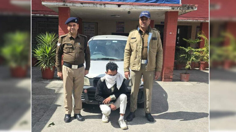24 घंटे में पकड़ा शातिर वाहन चोर, कार बरामद