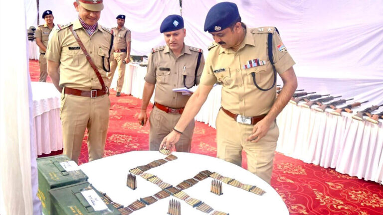 Dehradun : क्राइम कंट्रोल पर सख्त एसएसपी, थाने में अपराधियों की लिस्ट खंगाली