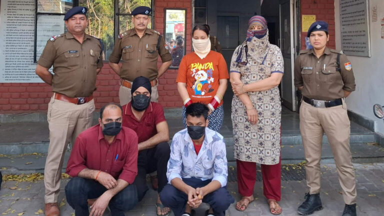 घर में घुसकर जानलेवा हमला करने वाले परिवार समेत 5 आरोपी गिरफ्तार, पुलिस ने किया बड़ा खुलासा!