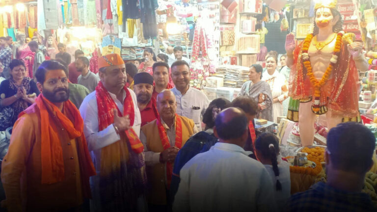 इस बार की शोभायात्रा में दिखा गजब का उत्साह! जानिए कैसे हर व्यापारी बना आयोजन का हिस्सा
