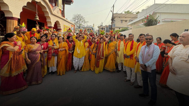 देहरादून में भक्ति का महासागर, श्रीमद्भागवत कथा की भव्य शुरुआत ने मोहा सबका दिल