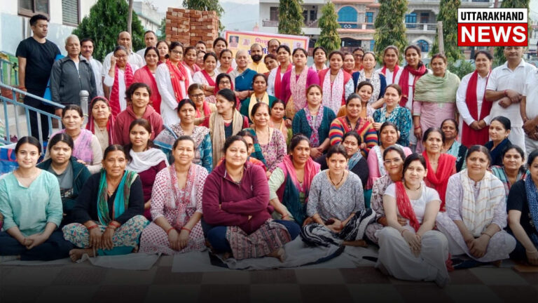80 साधकों ने किया कमाल, देहरादून में योग से गूंज उठा पूरा माहौल
