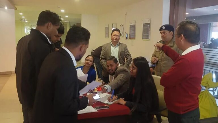 Dehradun : DIT यूनिवर्सिटी में सैकड़ों छात्रों का ड्रग टेस्ट, पॉजिटिव निकला तो कॉलेज मालिक भी जाएंगे जेल