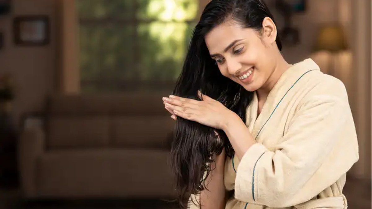 Winter Hair Care: सर्दी में बालों की देखभाल के लिए असरदार उपाय